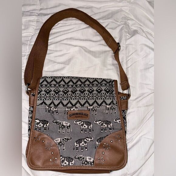 Union Bay Elephant 🐘 Print Crossbody Mini Messenger style bag. - Picture 1 of 8